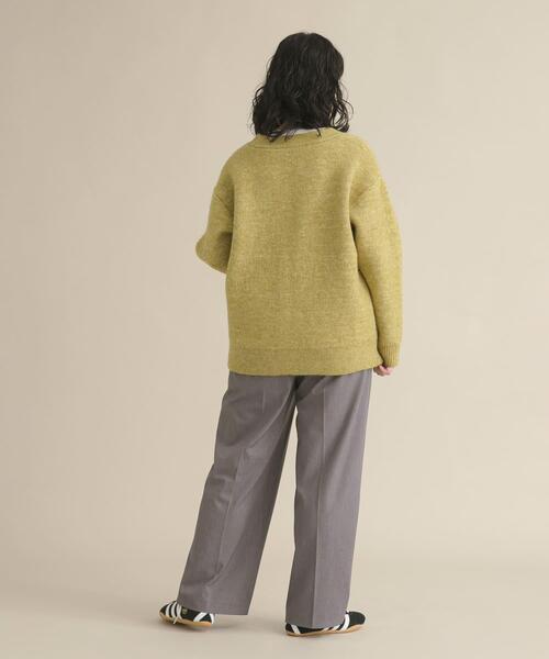 URBAN RESEARCH DOORS(アーバンリサーチドアーズ)の「『スタッフ企画』ダブルフェイスVネックカーディガン(カーディガン/ボレロ・レディース・チャコールグレー/グリーン系その他・FREE)」の8枚目の写真