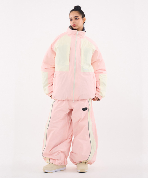 DOLL OUTERWEAR（ドラ アウターウェア）の「[DOLL x DUMDIDUM] 2526 リバーシブルティロパディングジャケット&パンツセット ベビーピンク 男女共用（セットアップ・レディース・その他・SMALL/MEDIUM/LARGE）」の13枚目の写真