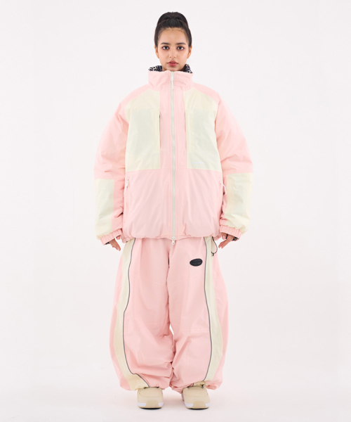 DOLL OUTERWEAR（ドラ アウターウェア）の「[DOLL x DUMDIDUM] 2526 リバーシブルティロパディングジャケット&パンツセット ベビーピンク 男女共用（セットアップ・レディース・その他・SMALL/MEDIUM/LARGE）」の7枚目の写真