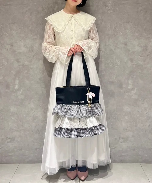 サテンフロントフリルスクエアトートバッグ（トートバッグ）｜Maison