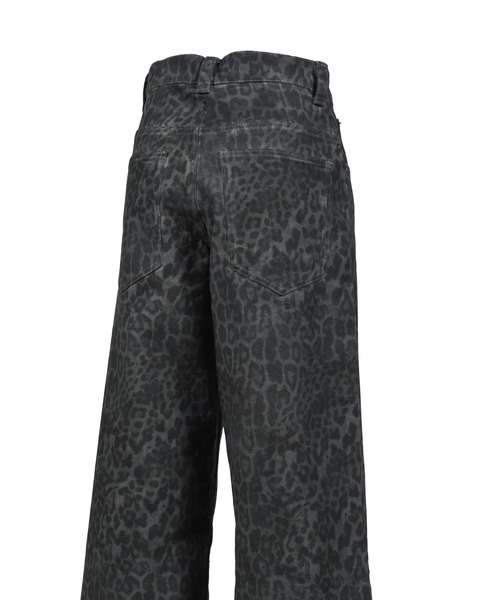 Jaded London(ジェイデッドロンドン)の「OVERDYED LEOPARD JEAN(デニムパンツ・レディース・ブラック・26)」の6枚目の写真