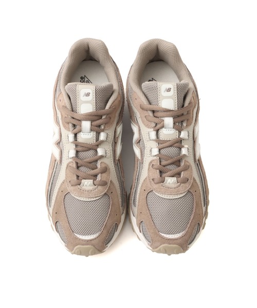 NEW BALANCE(ニューバランス)の「New Balance U204L155 / ニューバランス U204L155(スニーカー・レディース・ベージュ・23.5cm/23.0cm/25.0cm/24.5cm/24.0cm)」の2枚目の写真