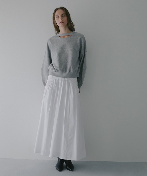 MANOF（マノフ）の「MOON SLIT SWEAT TOPS（スウェット・レディース・グレー/ブラック/ホワイト/レッド・F）」の15枚目の写真