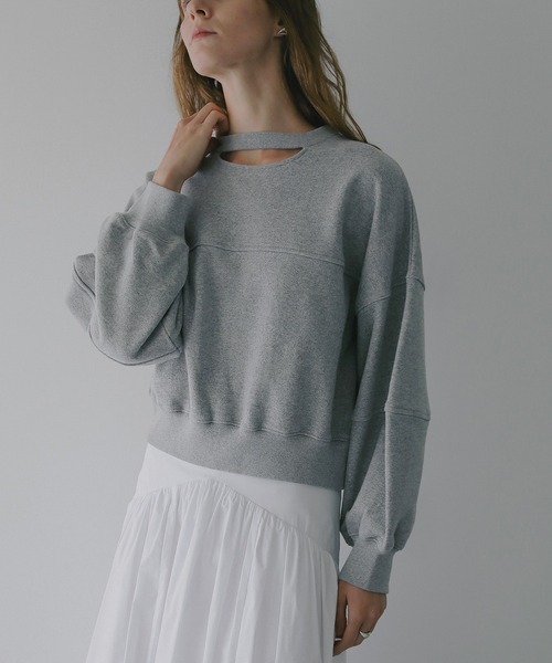 MANOF（マノフ）の「MOON SLIT SWEAT TOPS（スウェット・レディース・グレー/ブラック/ホワイト/レッド・F）」の11枚目の写真