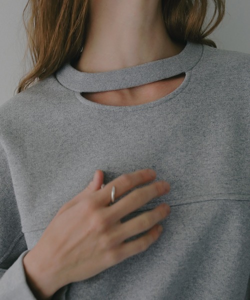 MANOF（マノフ）の「MOON SLIT SWEAT TOPS（スウェット・レディース・グレー/ブラック/ホワイト/レッド・F）」の19枚目の写真