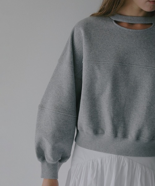 MANOF（マノフ）の「MOON SLIT SWEAT TOPS（スウェット・レディース・グレー/ブラック/ホワイト/レッド・F）」の18枚目の写真