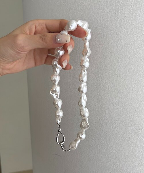 GOLDY(ゴールディ)の「〈GOLDY/ゴールディ〉バロックパール風ネックレス(ネックレス・レディース・ゴールド/シルバー・FREE)」の5枚目の写真