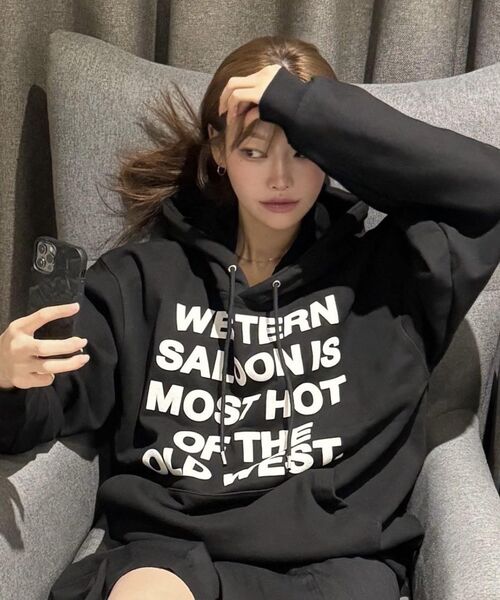 THEVINYLHOUSE(ザバイニルハウス)の「TYPO HOODIE GREY(パーカー・メンズ・その他・M/L/S)」の4枚目の写真