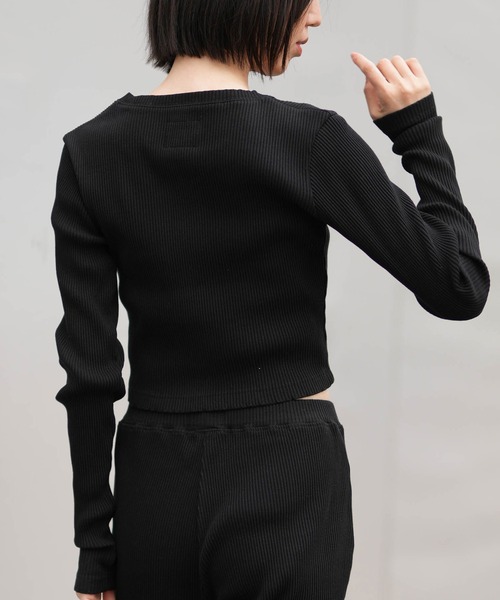 DC(ディーシー)の「DC/ディーシー 26 WS TELECO SHORT LS LLT261312(Tシャツ/カットソー・レディース・ライトピンク/マルチ/ホワイト×ブラック/ブラック×ホワイト/スミクロ・M)」の7枚目の写真