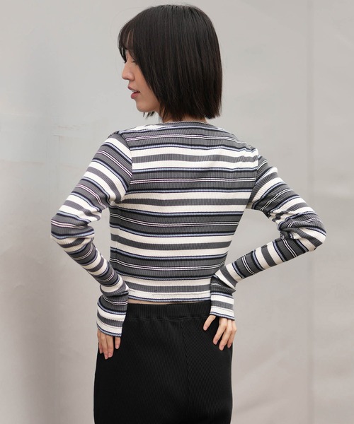 DC(ディーシー)の「DC/ディーシー 26 WS TELECO SHORT LS LLT261312(Tシャツ/カットソー・レディース・ライトピンク/マルチ/ホワイト×ブラック/ブラック×ホワイト/スミクロ・M)」の10枚目の写真