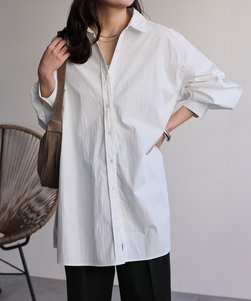 ap retro(アプレトロ)の「タックスリーブロングシャツ / 大人のハリ感ロングシャツ(シャツ/ブラウス・レディース・オフホワイト/ピンク/ホワイト系その他/ブルー系その他/サックスブルー/ベージュ系その他・FREE)」の7枚目の写真