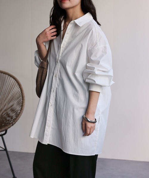 ap retro(アプレトロ)の「タックスリーブロングシャツ / 大人のハリ感ロングシャツ(シャツ/ブラウス・レディース・オフホワイト/ピンク/ホワイト系その他/ブルー系その他/サックスブルー/ベージュ系その他・FREE)」の11枚目の写真