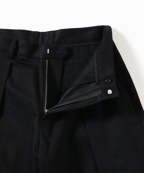 FUTURE ARCHIVE(フューチャーアーカイブ)の「FUTURE ARCHIVE / One Tuck Denim Shorts(その他パンツ・メンズ・インディゴブルー・MEDIUM)」の3枚目の写真