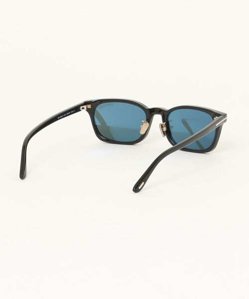 TOM FORD(トム フォード)の「【TOM FORD/トムフォード】ウェリントン サングラス TF1350-D 01V(サングラス・メンズ・ブラック・FREE)」の3枚目の写真