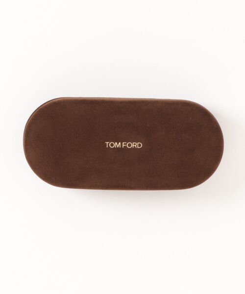TOM FORD(トム フォード)の「【TOM FORD/トムフォード】ウェリントン サングラス TF1350-D 01V(サングラス・メンズ・ブラック・FREE)」の4枚目の写真
