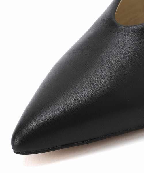 SLOBE IENA(スローブイエナ)の「《追加》SLOBE レザーフラットシューズ(パンプス・レディース・アイボリー・24.5cm/24cm/23.5cm/22.5cm/23cm)」の9枚目の写真