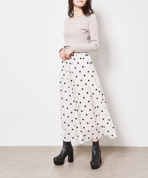 ESPERANZA(エスペランサ)の「【ラク盛り/約12㎝】ラク盛り厚底ゴールドラインショートブーツ(ブーツ・レディース・ベージュ系/ブラック系/ブラック・S/M/L/LL)」の7枚目の写真