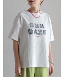 FIL DE FER（フィルデフェール）の「【予約】サンデイズプリント　クルーネックTEE（Tシャツ/カットソー）」