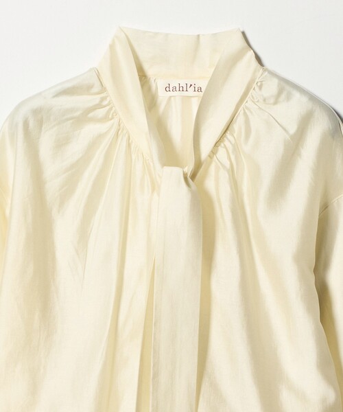 dahl'ia(ダリア)の「【別注】<dahl'ia>シアー ボウタイ ブラウス(シャツ/ブラウス・レディース・オフホワイト/ブラック・FREE)」の22枚目の写真