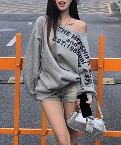 Flugge(フラッジー)の「サイドプリントオフショルスウェット(スウェット・レディース・グレー・LARGE)」の4枚目の写真