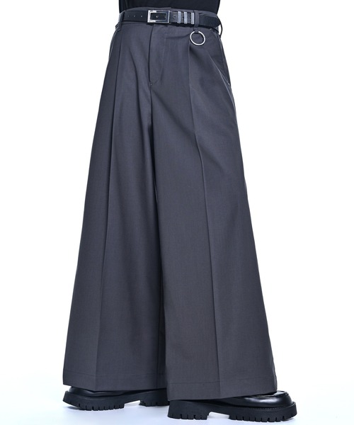 ADRER(アドラー)の「Extra Quality TR wide straight slacks / エクストラクオリティ TR ワイドストレートスラックス(スラックス・メンズ・ブラック/チャコールグレー・XS/S/M/L)」の2枚目の写真