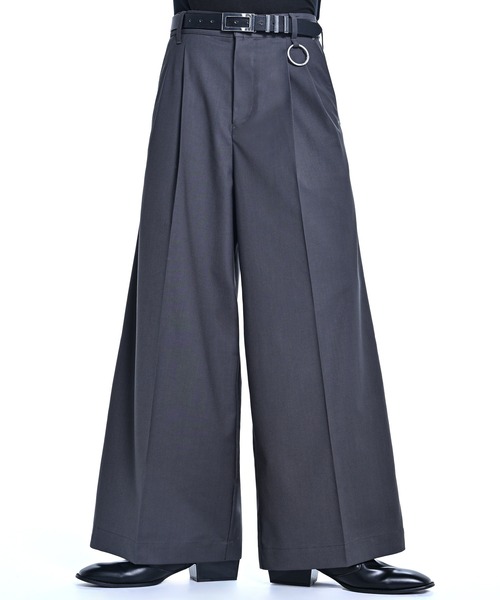 ADRER(アドラー)の「Extra Quality TR wide straight slacks / エクストラクオリティ TR ワイドストレートスラックス(スラックス・メンズ・ブラック/チャコールグレー・XS/S/M/L)」の11枚目の写真