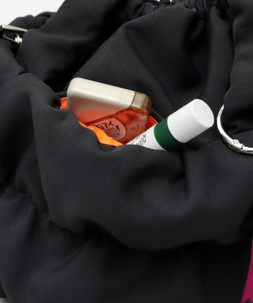 cheek(BAG)(チーク)の「2WAY ショルダートート ギャザーパフバッグ パディングバッグ(トートバッグ・レディース・グレー/ブラック/パープル・FREE)」の17枚目の写真