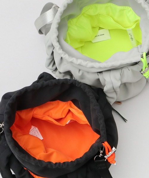cheek(BAG)(チーク)の「2WAY ショルダートート ギャザーパフバッグ パディングバッグ(トートバッグ・レディース・グレー/ブラック/パープル・FREE)」の19枚目の写真