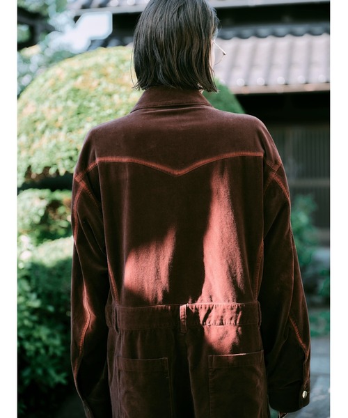 CREO STORE（クレオストア）の「【TAJEN:T】BLEACH OUT VELVET JUMP SUIT/ ベルベットジャンプスーツ（つなぎ/オールインワン・レディース・ブラウン/ブラック系1/ブラック系2・1/2）」の6枚目の写真