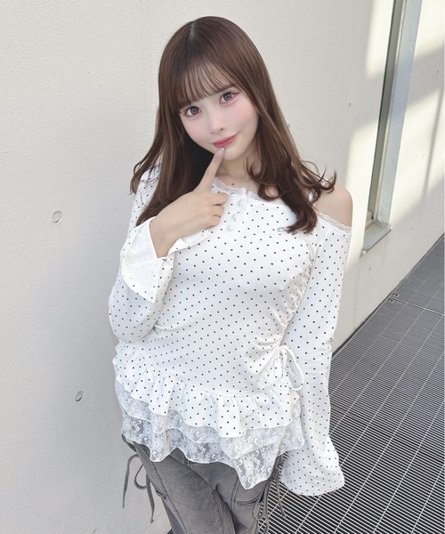 one way（ワンウェイ）の「ペプラムティアードトップス（Tシャツ/カットソー・レディース・グレー/ブラック系その他/ホワイト系その他・FREE）」の5枚目の写真