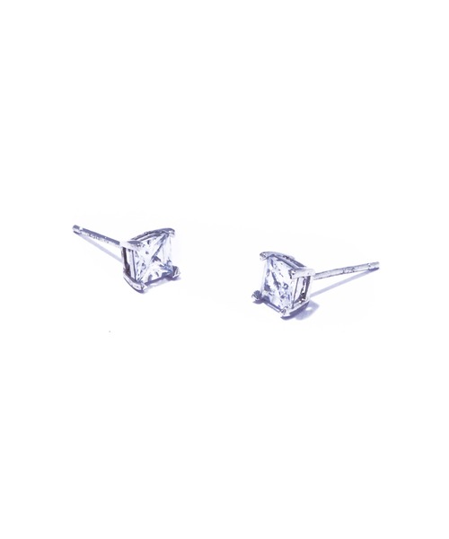 les bonbon(ルボンボン)の「【les bonbon】princess square pierce S/プリンセス スクエア ピアス Sサイズ(ピアス(両耳用)・レディース・シルバー・SMALL)」の2枚目の写真