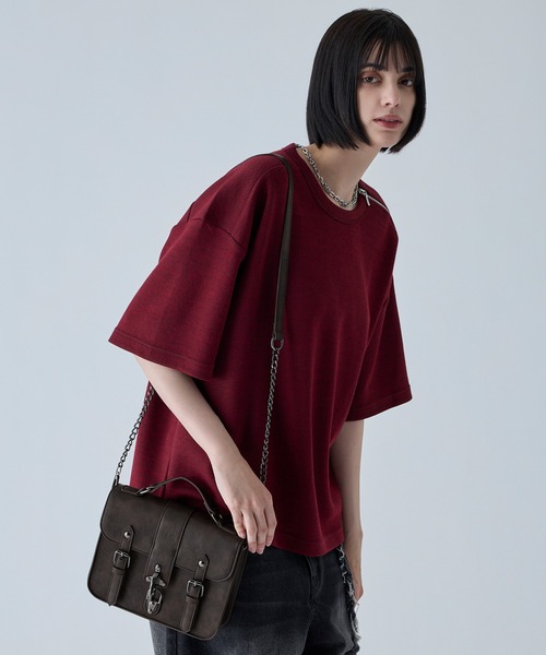 VELNUS(ベルナス)の「【VELNUS】Fireman Square Satchel Chain Shoulder Bag/ファイヤーマン合皮スクエアサッチェルチェーンショルダーバッグ(ショルダーバッグ・メンズ・ブラウン/ブラック・FREE)」の7枚目の写真