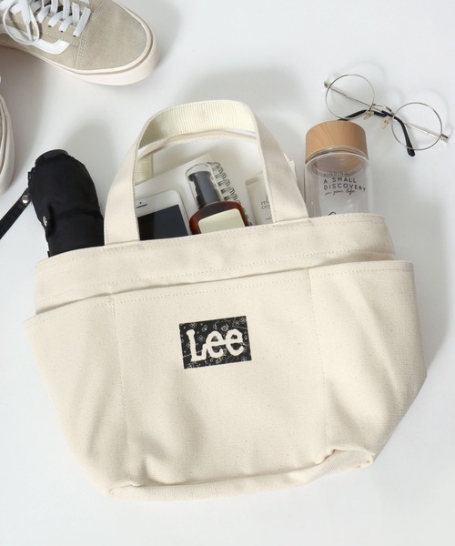 Lee(リー)の「Lee(リー)バンダナロゴプリント 3ポケットミニトートバッグ/ユニセックス(トートバッグ・レディース・ブラック/オフホワイト・FREE)」の1枚目の写真