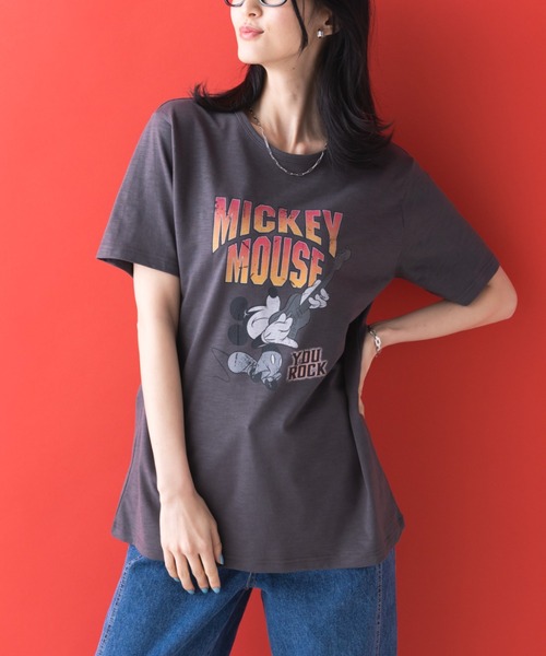 Disney（ディズニー）の「＜Ｄｉｓｎｅｙ＞【ミッキー】ヴィンテージＴシャツ（Tシャツ/カットソー・レディース・チャコール・MEDIUM/LARGE/X-LARGE/XX-LARGE）」の11枚目の写真