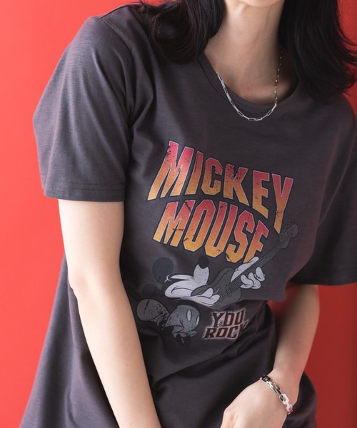 Disney（ディズニー）の「＜Ｄｉｓｎｅｙ＞【ミッキー】ヴィンテージＴシャツ（Tシャツ/カットソー・レディース・チャコール・MEDIUM/LARGE/X-LARGE/XX-LARGE）」の13枚目の写真