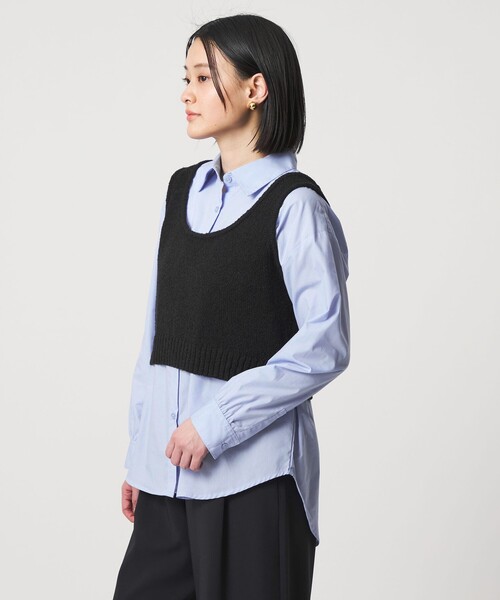 A DAY IN THE LIFE UNITED ARROWS(アデイインザライフユナイテッドアローズ)の「ブークレ ニットベスト+シャツ ‐セットアイテム‐<A DAY IN THE LIFE>(シャツ/ブラウス・レディース・グレー系/ブラック・FREE)」の2枚目の写真