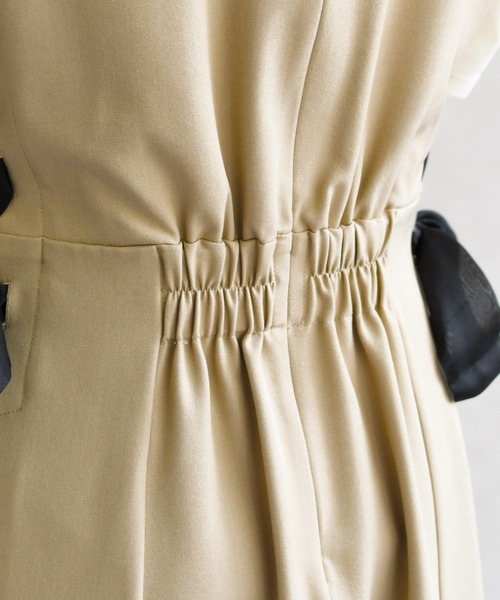 31 Sons de mode（トランテアン　ソン　ドゥ　モード）の「2026春夏新作 サイドリボンワンピース（ワンピース・レディース・ベージュ/グレイッシュベージュ・M/S）」の20枚目の写真