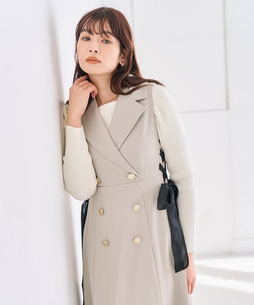 31 Sons de mode（トランテアン　ソン　ドゥ　モード）の「2026春夏新作 サイドリボンワンピース（ワンピース・レディース・ベージュ/グレイッシュベージュ・M/S）」の6枚目の写真