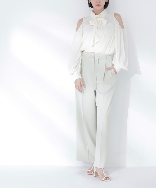 NATURAL BEAUTY BASIC(ナチュラルビューティーベーシック)の「【CLASSY.5月号掲載】【Oggi5月号掲載】◇<骨格ウェーブ>ハイウエストベルテッドパンツ(その他パンツ・レディース・ライトグリーン/ベージュ/チャコールグレー・X-SMALL/SMALL/MEDIUM)」の3枚目の写真