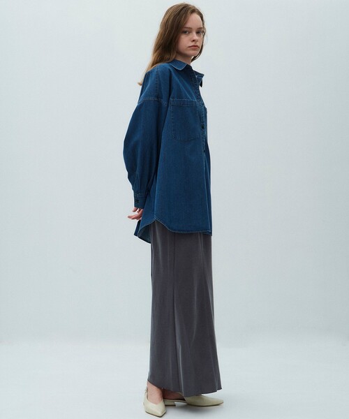 PUBLIC TOKYO（パブリックトウキョウ）の「【2026春新作】フィブリルナローフレアスカート（スカート・レディース・ブラック/グレー・1/2）」の13枚目の写真