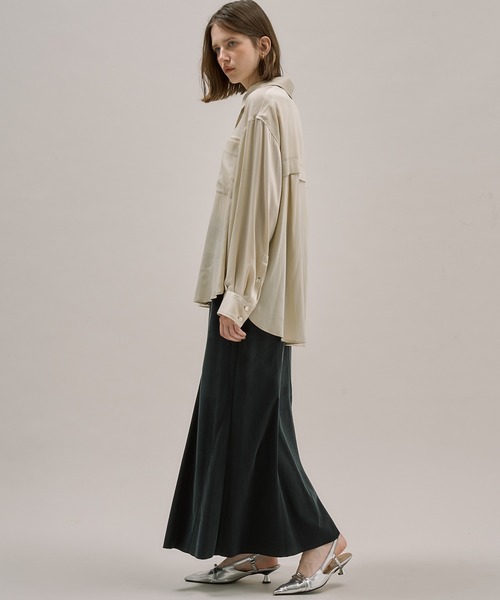 PUBLIC TOKYO（パブリックトウキョウ）の「【2026春新作】フィブリルナローフレアスカート（スカート・レディース・ブラック/グレー・1/2）」の22枚目の写真