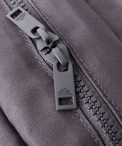 DANTON（ダントン）の「【DANTON】OBERKAMPF ポリエステル×コットン キャンバス ショルダーバッグ 26SS（ショルダーバッグ・メンズ・グレー/ブラック/サックスブルー/アイボリー・FREE）」の7枚目の写真