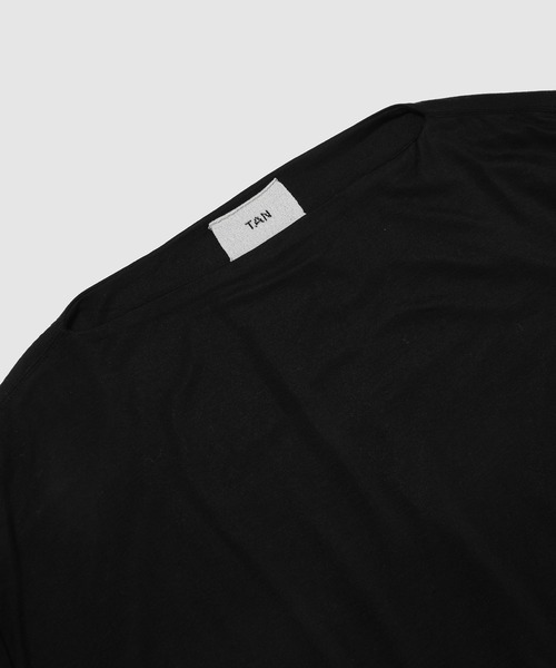 TAN(タン)の「SMOOTH JERSEY DOUBLE LONG TEE(Tシャツ/カットソー・レディース・ブラック・FREE)」の3枚目の写真