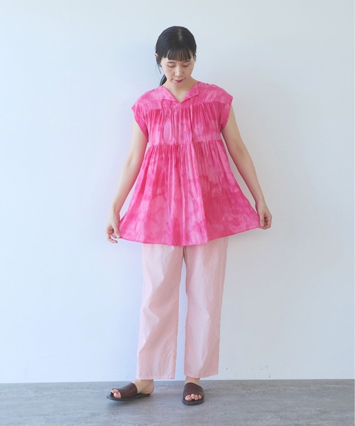 yuni(ユニ )の「100/1cotton cupla diffused dye capsleeves 2way blouse(シャツ/ブラウス・レディース・ブルー/ピンク・FREE)」の13枚目の写真