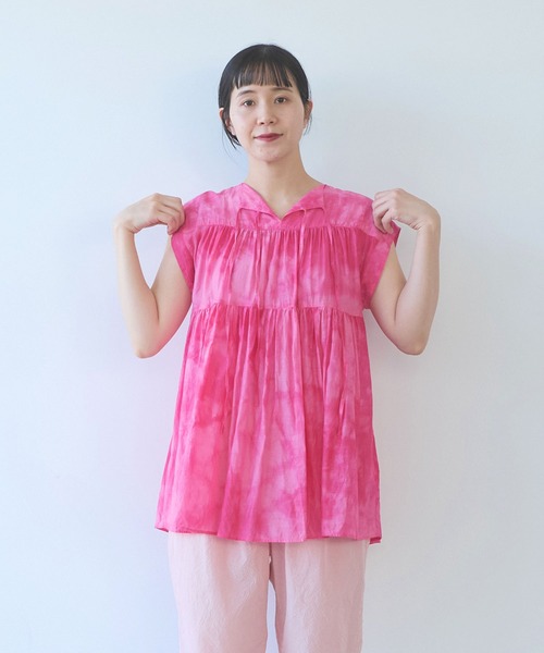 yuni(ユニ )の「100/1cotton cupla diffused dye capsleeves 2way blouse(シャツ/ブラウス・レディース・ブルー/ピンク・FREE)」の16枚目の写真