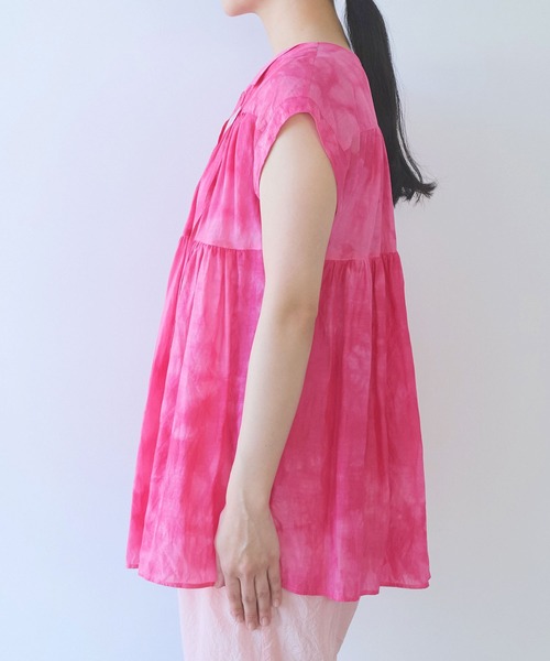 yuni(ユニ )の「100/1cotton cupla diffused dye capsleeves 2way blouse(シャツ/ブラウス・レディース・ブルー/ピンク・FREE)」の21枚目の写真
