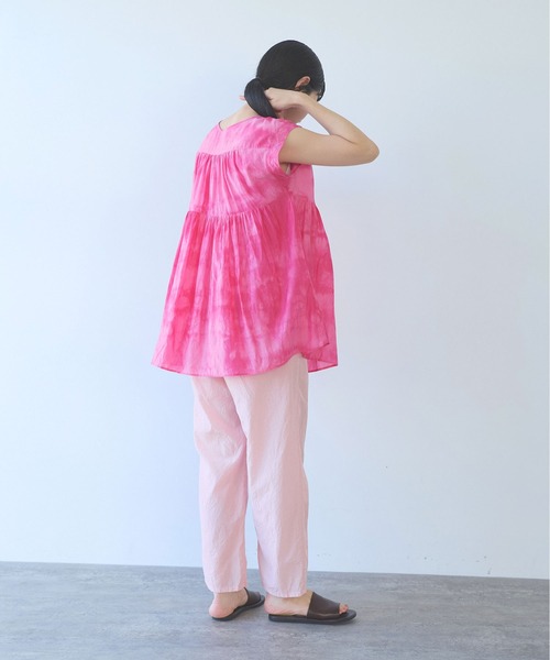 yuni(ユニ )の「100/1cotton cupla diffused dye capsleeves 2way blouse(シャツ/ブラウス・レディース・ブルー/ピンク・FREE)」の14枚目の写真