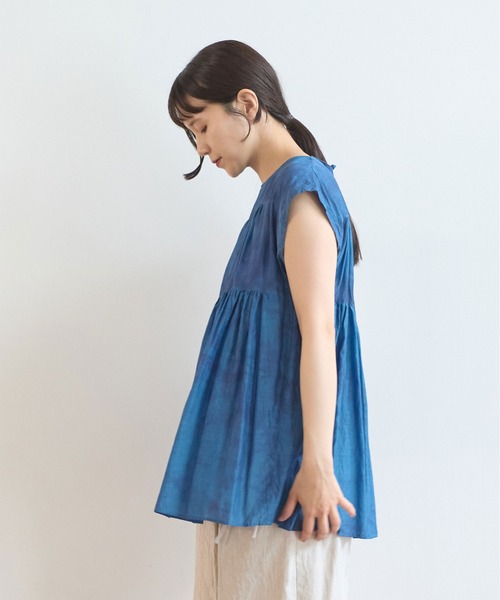 yuni(ユニ )の「100/1cotton cupla diffused dye capsleeves 2way blouse(シャツ/ブラウス・レディース・ブルー/ピンク・FREE)」の10枚目の写真