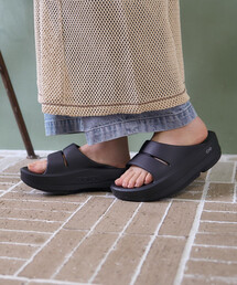 UGG/アグ W GOLDENGLOW[23.0cm～24.0cm展開]/ゴールデングロウ