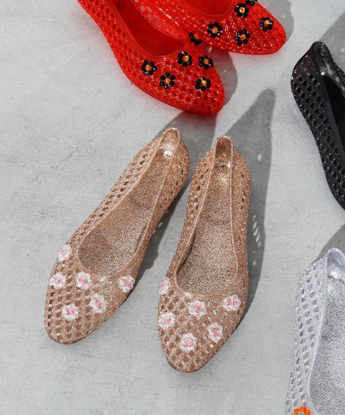 HEY!MrsROSE(ヘイミセスローズ)の「HEY! Mrs ROSE(ヘイ!ミセスローズ)Tiny Beads Sandals(サンダル・レディース・ゴールド/シルバー/レッド/ブラック・M/L)」の5枚目の写真